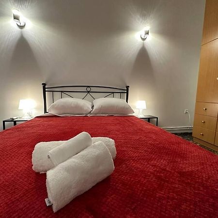 Modern & Minimal Athens Apartment Екстер'єр фото